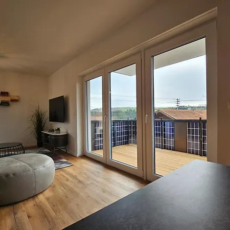 Better L Modern Apartment L Tischkicker Altusried Exterior photo